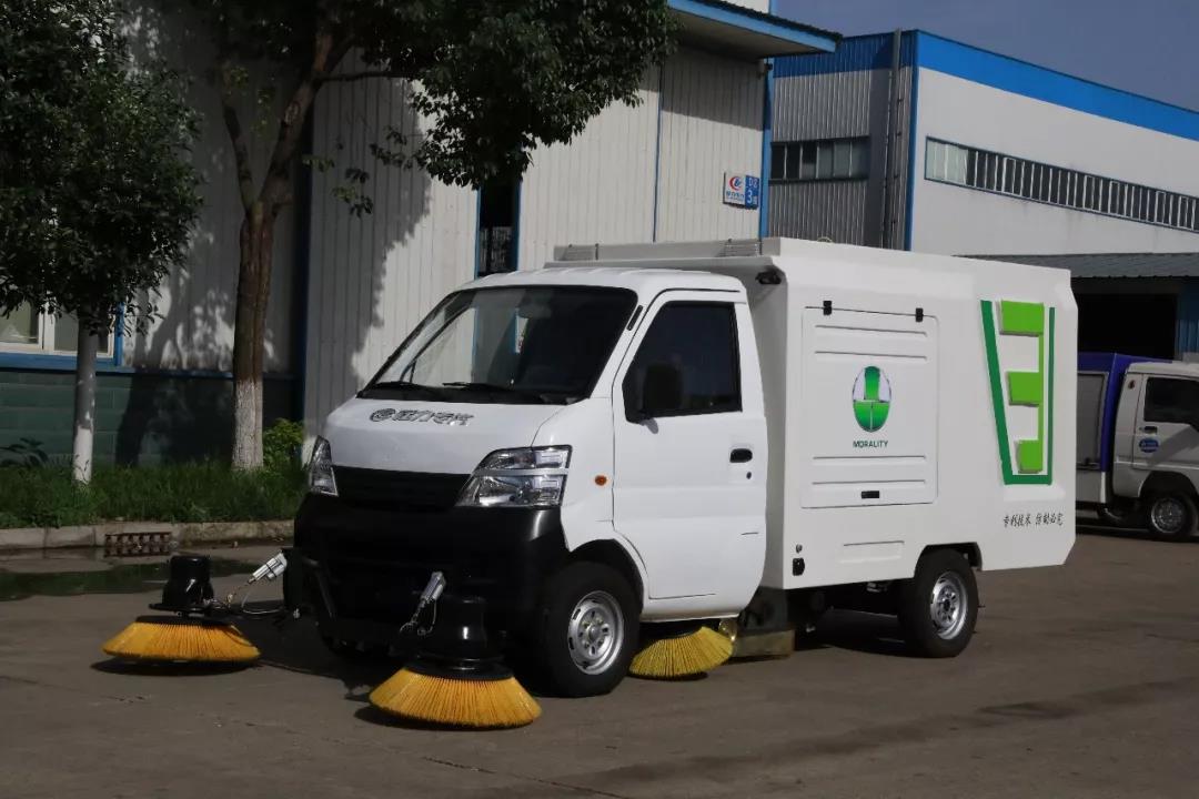 為國家電網(wǎng)提供一流產品，程力新能源人工智能搶險救援車首批訂單圓滿交車