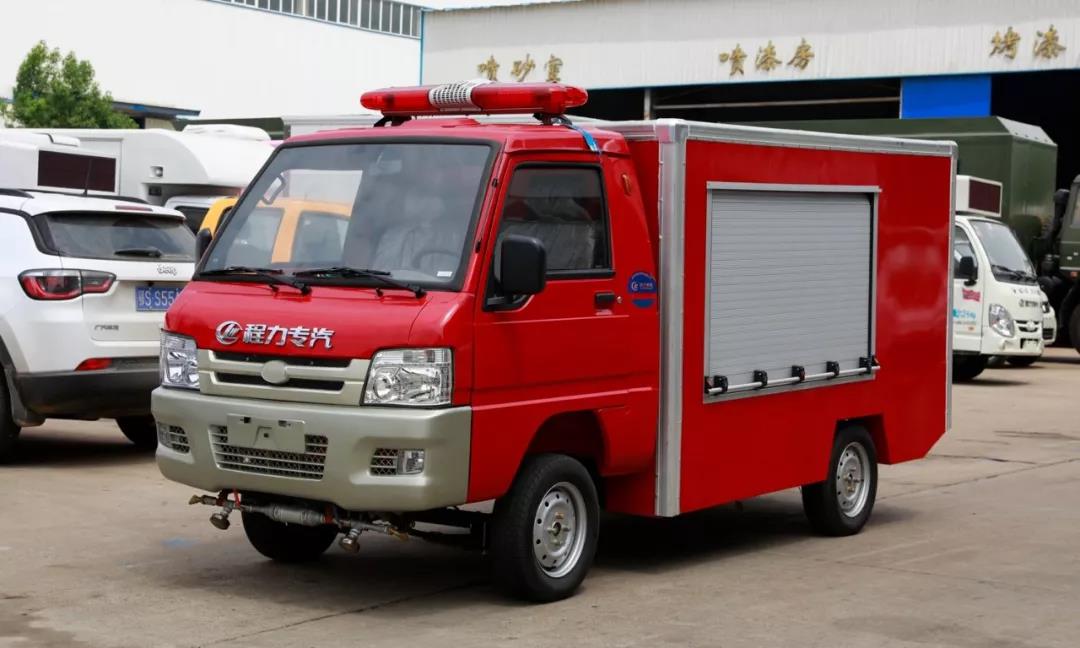 為國家電網(wǎng)提供一流產品，程力新能源人工智能搶險救援車首批訂單圓滿交車