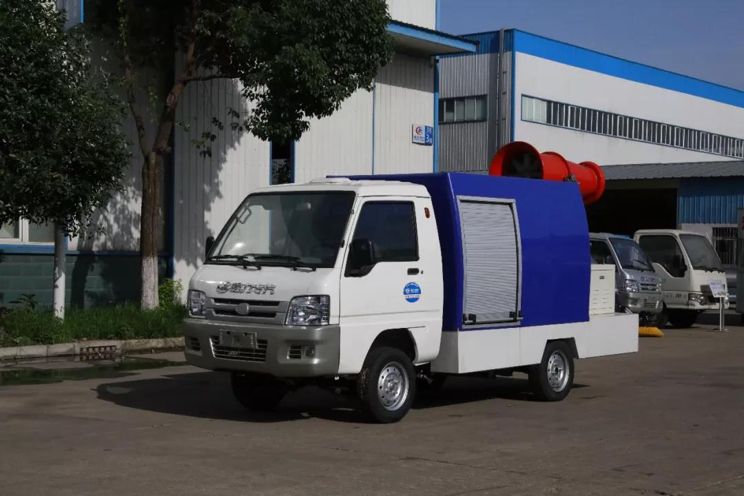 為國家電網(wǎng)提供一流產品，程力新能源人工智能搶險救援車首批訂單圓滿交車